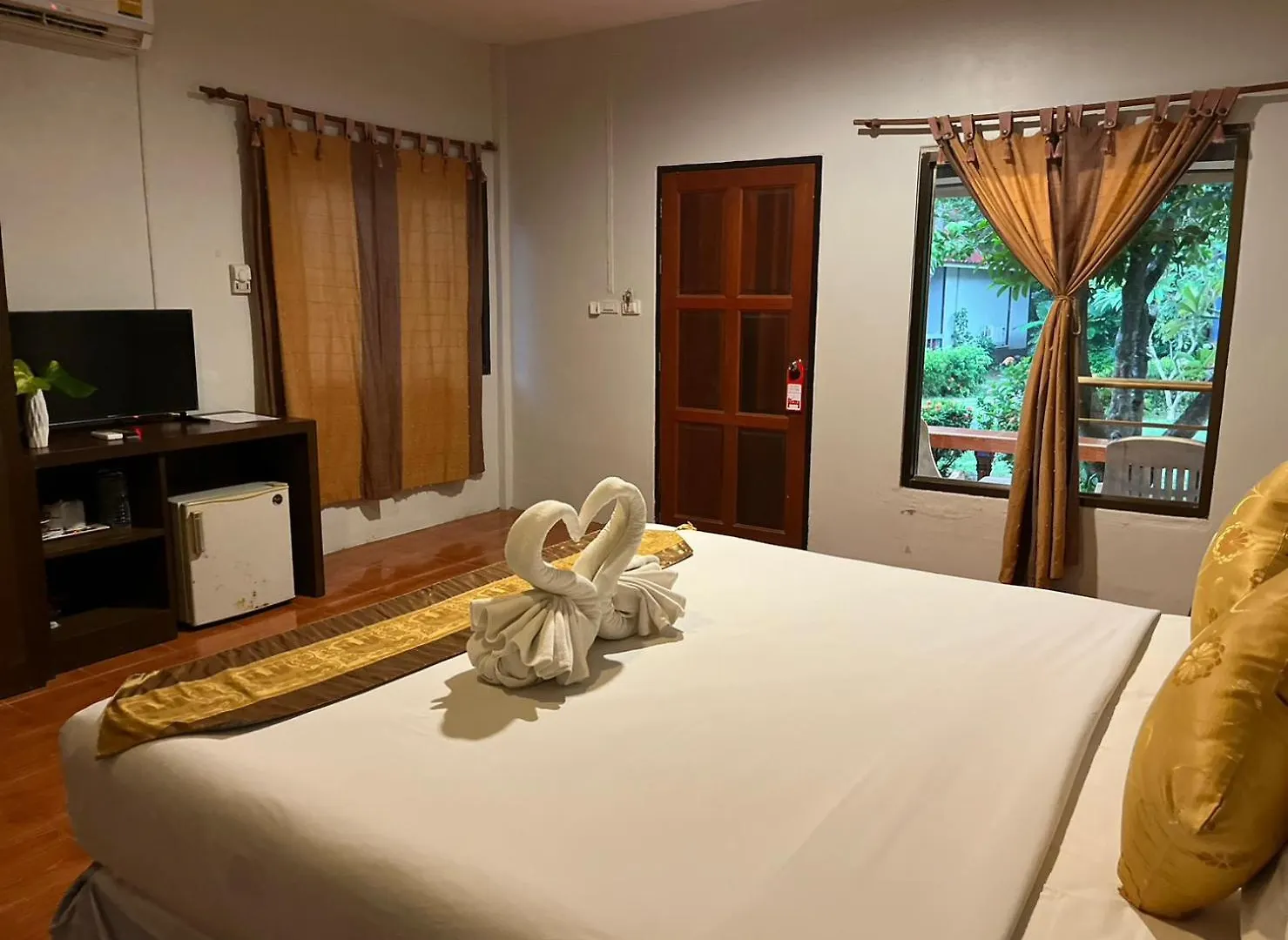 Lanta Nice Beach Resort - Sha Extra Plus Koh Lanta Holiday park