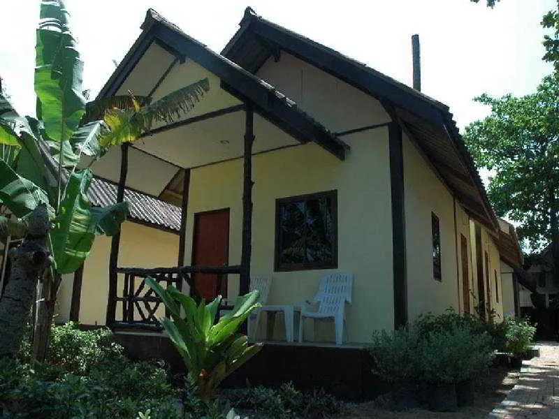 Lanta Nice Beach Resort - Sha Extra Plus Koh Lanta 3*,
